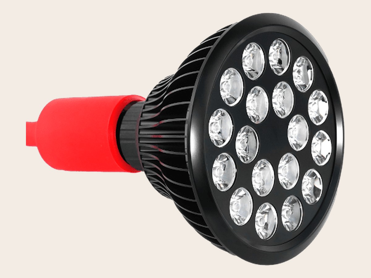 MITO LIGHT Bulb 5.0 portable red light therapy bulb